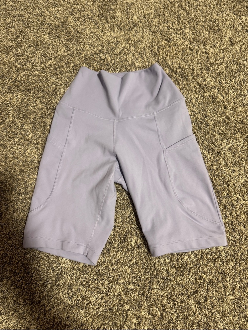 Nike High-Waist Lavender Bike Shorts with Side Pockets